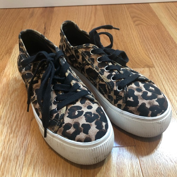 Steve Madden Leopard Print Platform Sneakers! - Picture 2 of 10